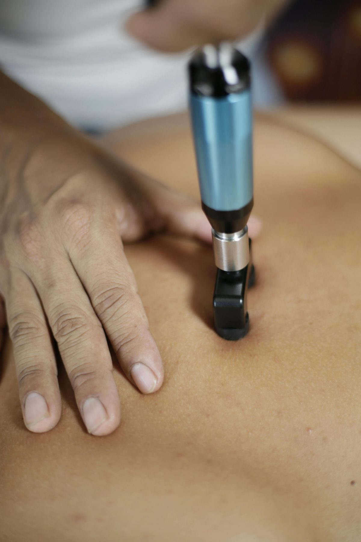 Shockwave therapy treatment for chronic tendon pain